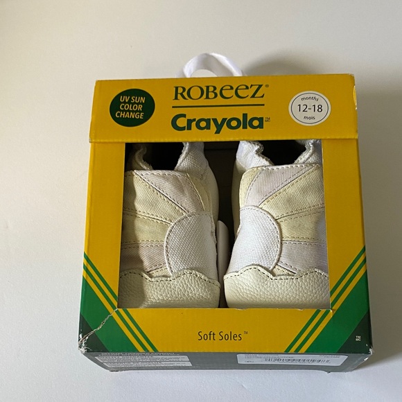 2023 Robeez Crayola Child Size 12/18 Month Soft Sole Shoes - Picture 1 of 8